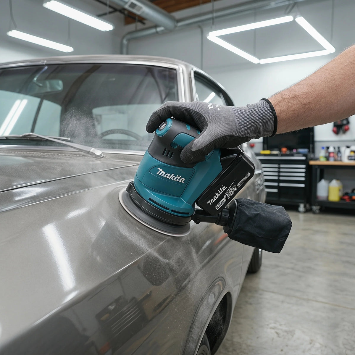 Makita DBO180Z | 18V Brushless Random Orbital Sander | USB-C
