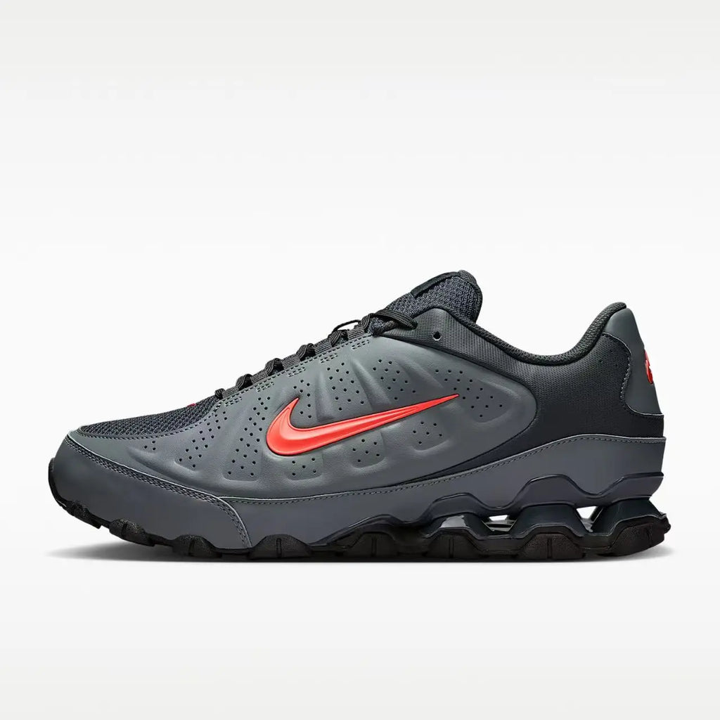 Nike Reax 8 SL | Low-Top Training Shoes | Men