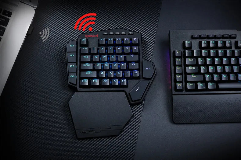 Teclado Gaming Una Mano Redragon K585 DITI | 42 Teclas | 2.4GHz Inalámbrico | RGB | 7 Macros | Hot-Swap | Redragon K585 DITI One-Handed Wireless Gaming Keypad 42 Keys 2.4GHz RGB 7 Macros Hot-Swap