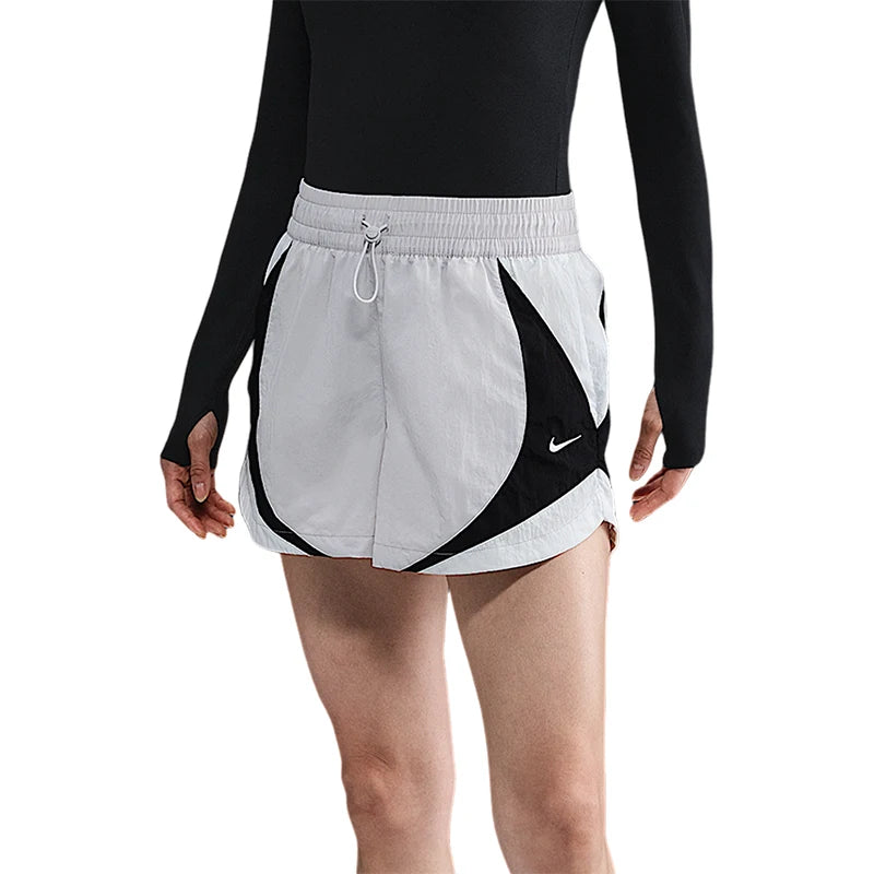 Nike HV4032-078 | Women's Woven Shorts | Running & Sportswear