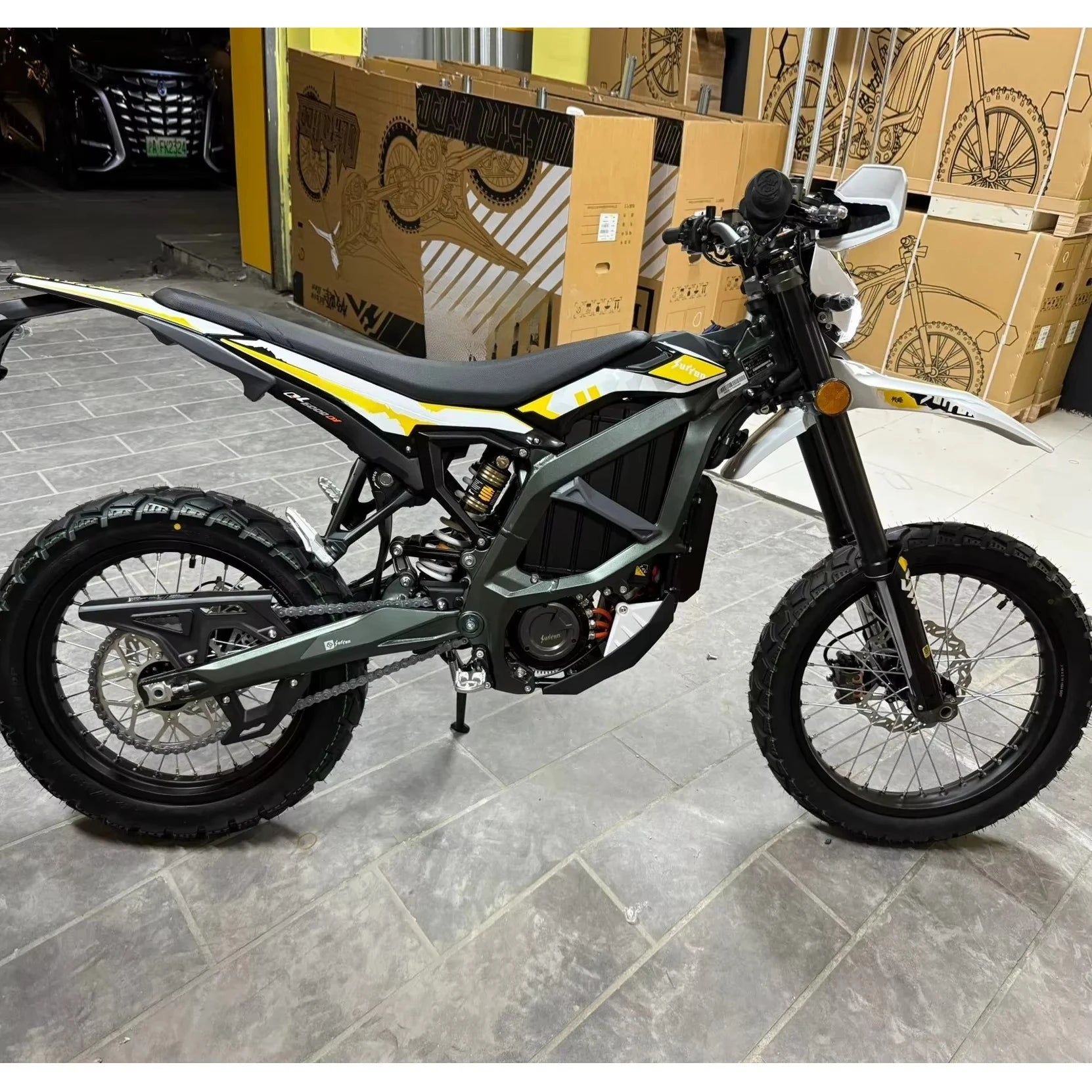 QQW Ultra Bee Moto Eléctrica | 12500W | 74V 55Ah | 440N·m | +90km/h | 3 Modos | Marco Aluminio | E-Motocross